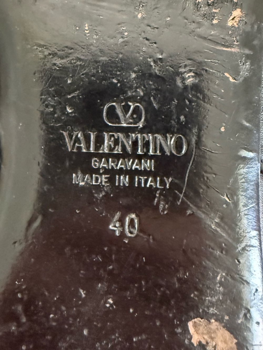 Valentino Flats - Picture 10 of 10